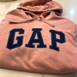 GAP HOODIE